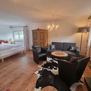 Gasthuis Gaestehaus Angela Garmisch-Partenkirchen